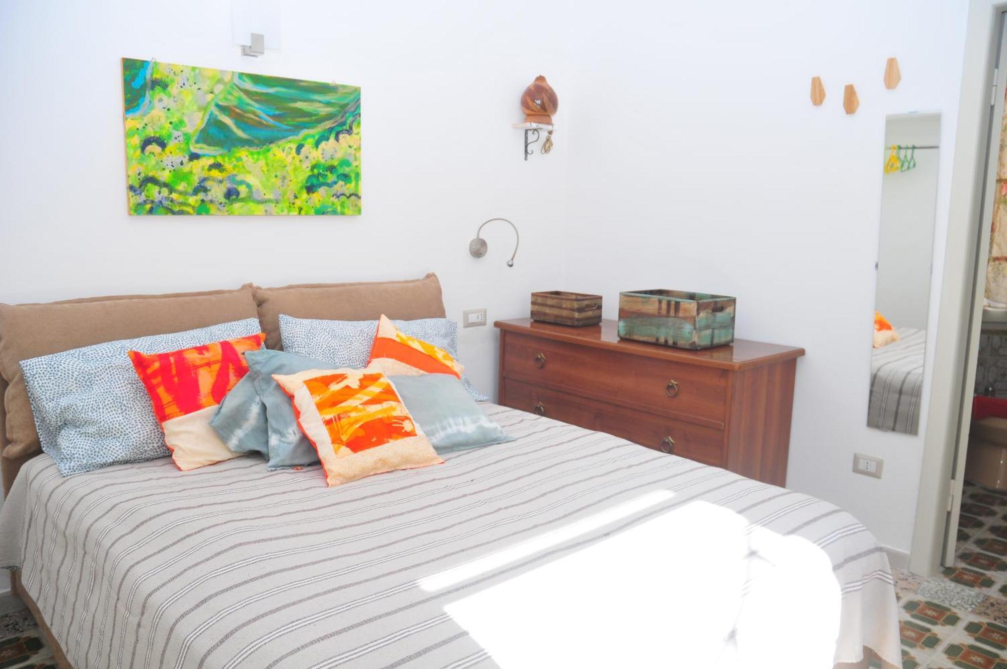 Il Giardino Di Tatiana Rooms & Breakfast La Maddalena  Habitación foto