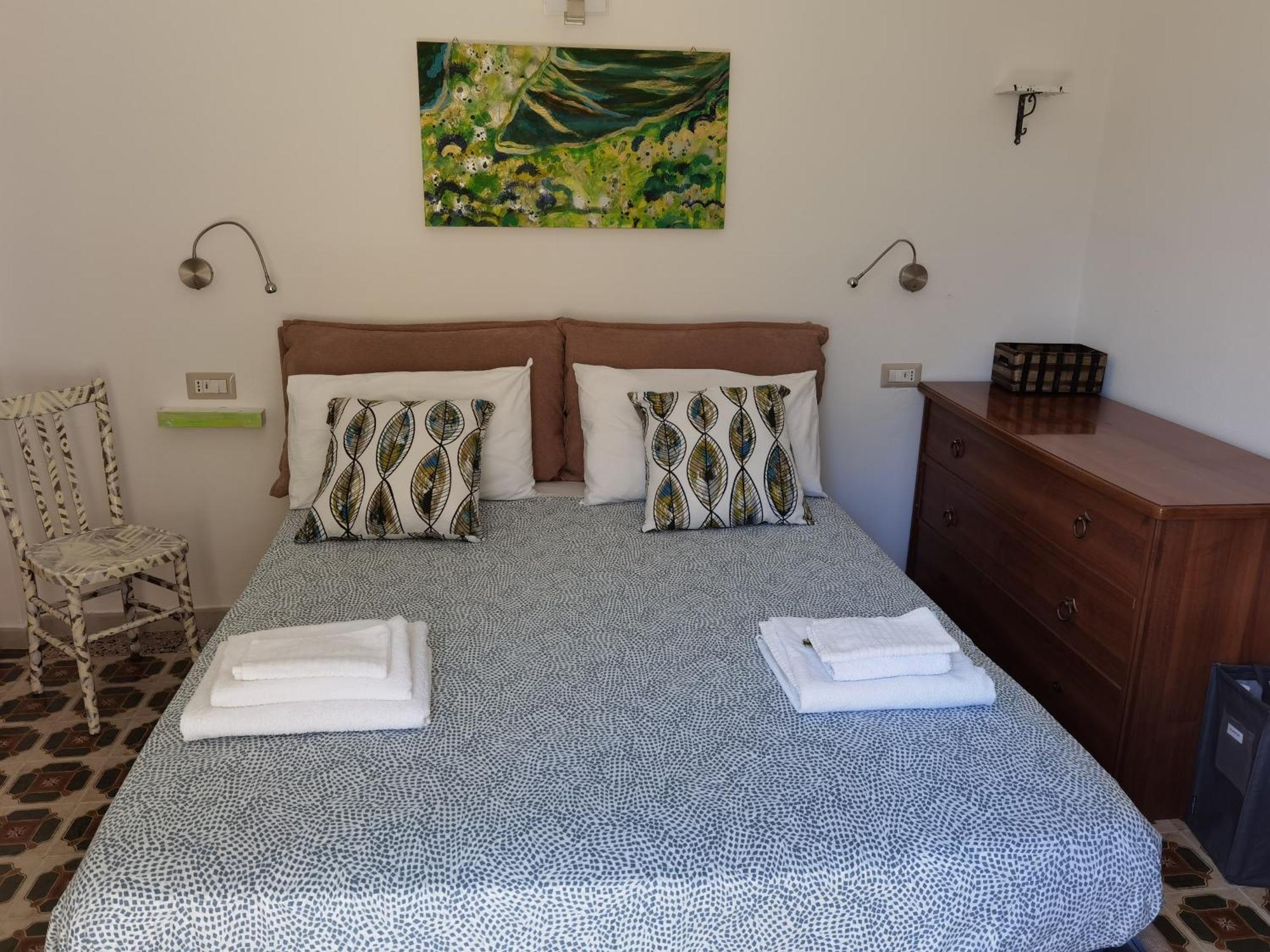 Il Giardino Di Tatiana Rooms & Breakfast La Maddalena  Habitación foto